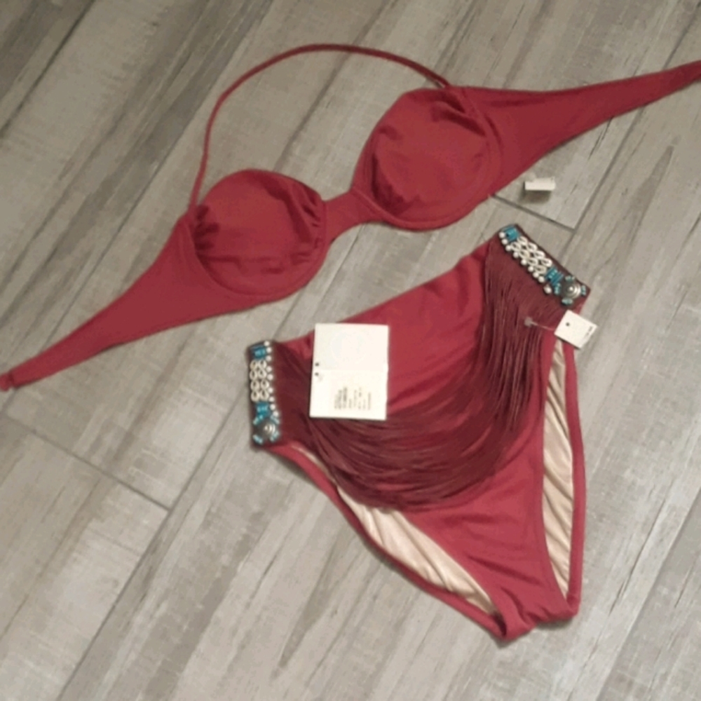 LA PERLA..RARE FIND!!! VINTAGE LA PERLA..NWT